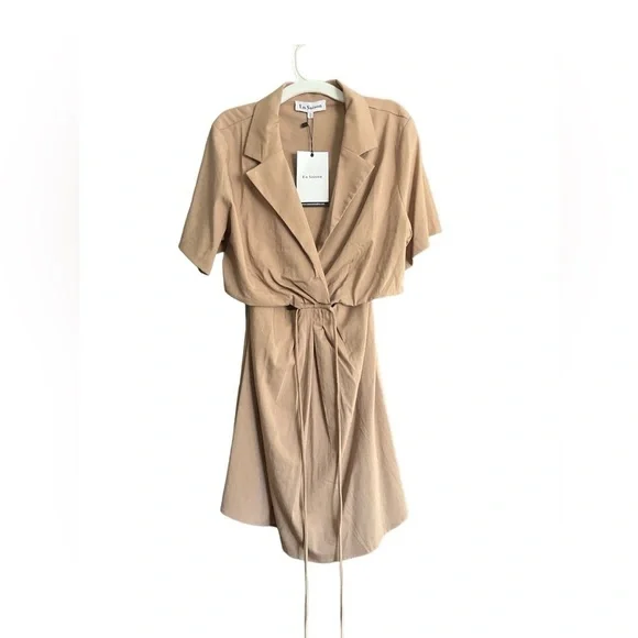 En Saison Beverly Mini Shirt Dress in Khaki Medium NWT Troop Beverly Hil… - Picture 7 of 7